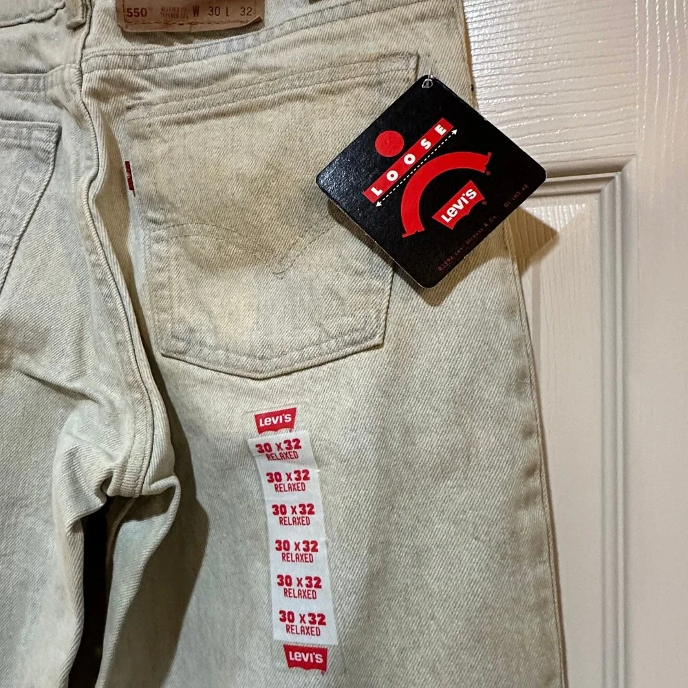 Levis‎ 550 Relaxed Fit Tapered Leg Light Wash Denim Jeans Mens 36x32 Vintage
